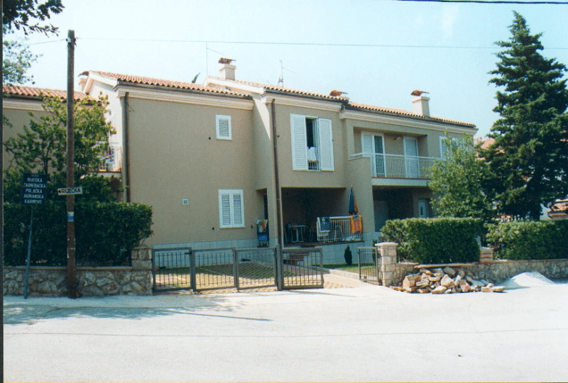 1999. Apartmani, Malinska, Krk